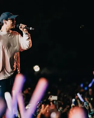 Joji Paris