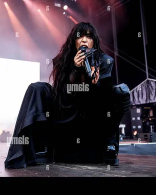 Loreen Paris